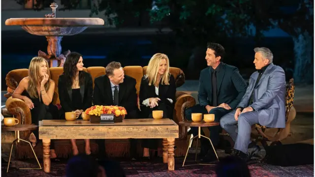 أبطال فرندز