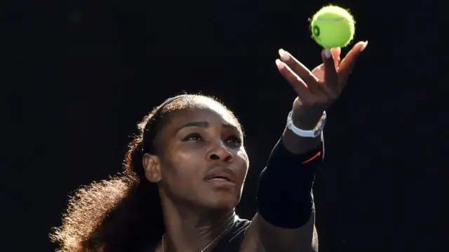 Serena Williams durante la final en el Abierto de Australia.