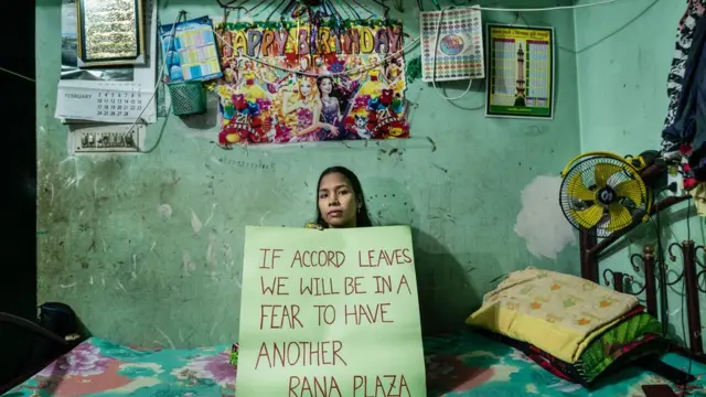 নারী গার্মেন্ট শ্রমিক