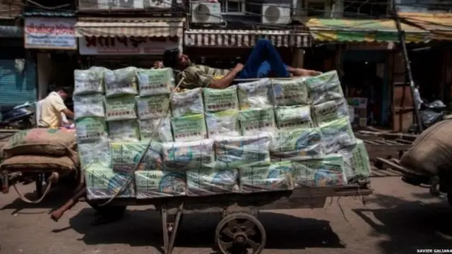 गरीब जनता