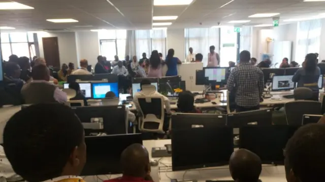 Abamenyeshamakuru mu biro