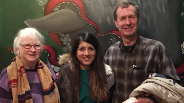 در عزیز آمنہ