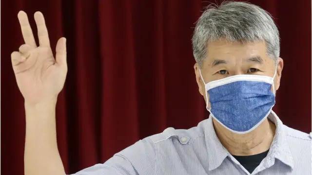 张亚中以统派论述冒起，意味国民党内部仍然在两岸议题上有分歧。