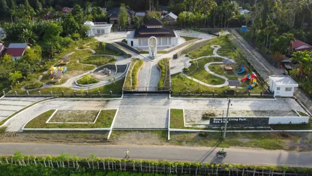 Memorial Living Park Rumoh Geudong dibangun sejak 18 Oktober 2023 dan rampung pada 31 Mei 2024. 