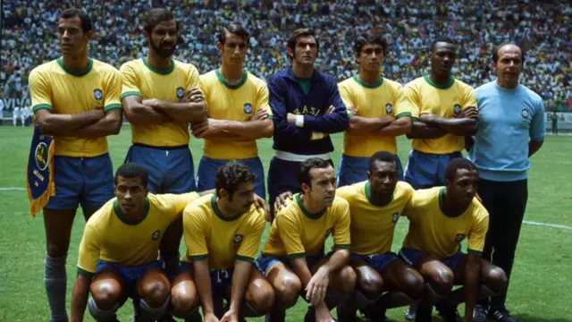 Seleção brasileira posa para foto antes do jogo contra a Inglaterra na Copa de 1970