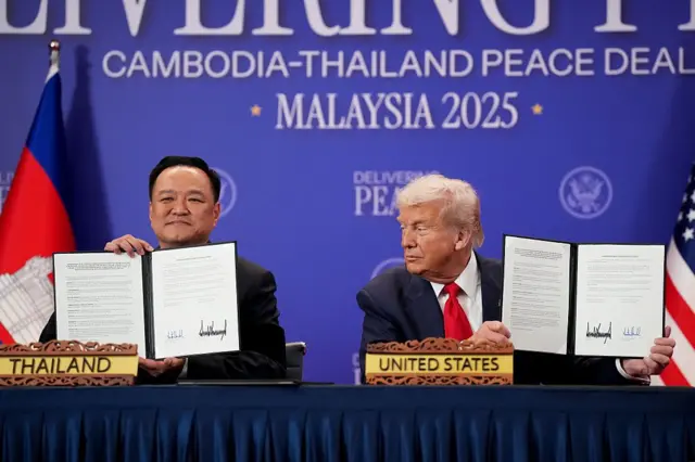 ထိုင်းဝန်ကြီးချုပ် အနုတင် ချန်ဝီရာကာ နဲ့ သမ္မတ ထရမ့်တို့ နားလည်မှု စာချွန်လွှာ လက်မှတ် ရေးထိုး