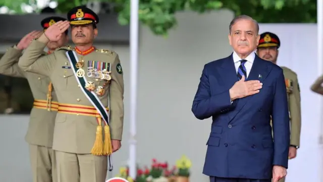 وزیر اعظم شہباز شریف، فیلڈ مارشل عاصم منیر