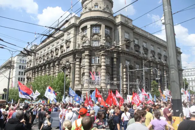 studenti, sindikati, protest studenata i sindikata ispred vlade