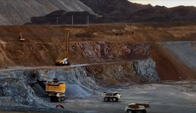 Pakistan, Gold, సింధు నది, కాబూల్, బంగారం నిల్వలు, Copper, ఇనుము, పంజాబ్ ప్రావిన్స్