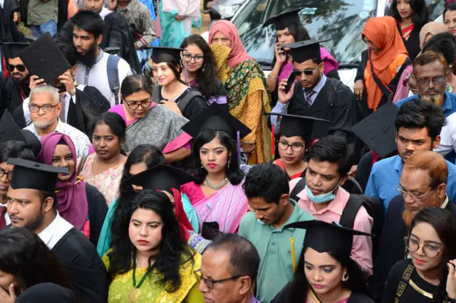 উচ্চশিক্ষার ব্যয়ভার কমলে নারী শিক্ষার্থীর অংশগ্রহণ বাড়া সম্ভব