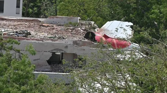 ઍર ઇન્ડિયા, અમદાવાદ, અમદાવાદ પ્લેન ક્રૅશ, વિમાન દુર્ઘટના, બીબીસી ગુજરાતી, મૈથિલી પાટીલ