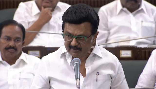 கரூர் விவகாரம்?: சட்டப்பேரவையில் ஆளும்கட்சி - எதிர்க்கட்சி மோதல், வெளிநடப்பு