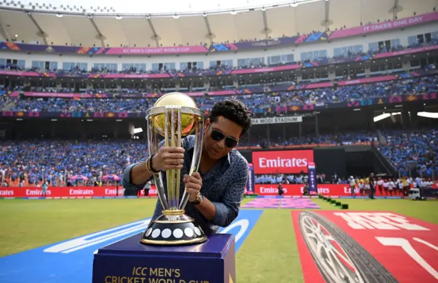 सचिन तेंदुलकर 