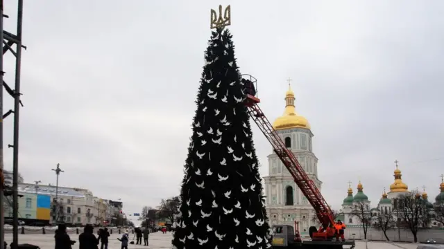 ялинка київ