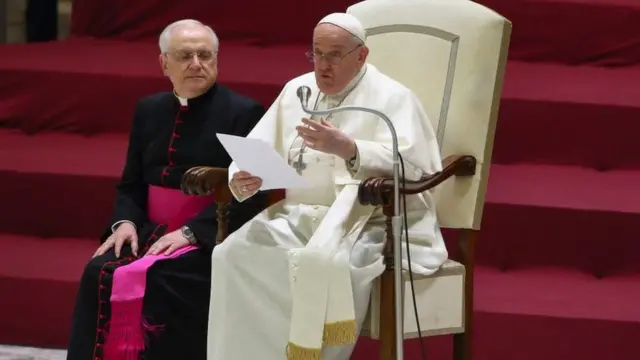 Abahinga babona ko urwandiko ruherutse kwemeza na Papa Francis ata kimenyetso na kimwe cerekana ko Ekleziya Katolika izohava yemera ubugeni bw’abafise ibitsina bisa