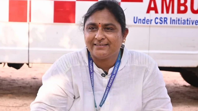 મહિલા પ્રેરણાત્મક કહાણી વ્યવસાય, એમ્બુલન્સ ડ્રાઇવર, આંધ્ર પ્રદેશ, બીબીસી ગુજરાતી 