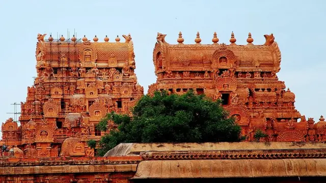 தஞ்சை பெரியகோயில்