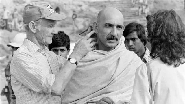 बेन किंग्सले