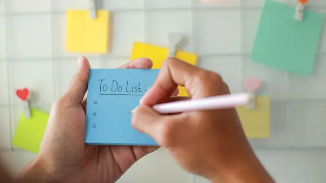 कामों की सूची.