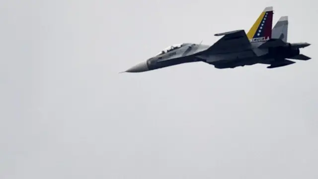 Un avión de caza Sukhoi de la Fuerza Aérea de Venezuela.