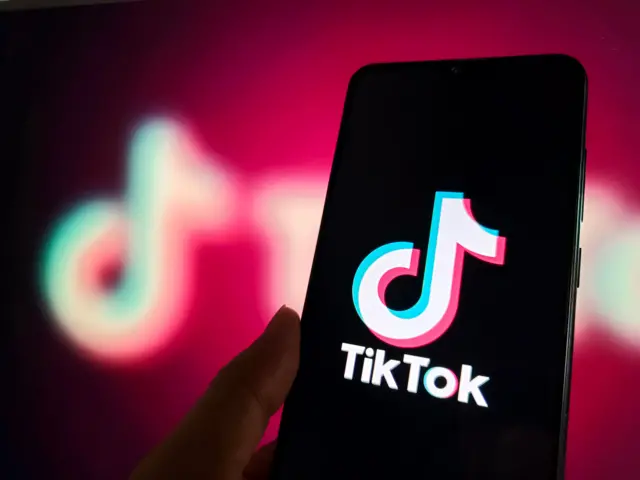 टिकटक
