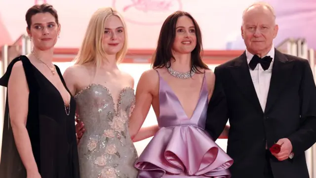 Звезды фильма «Сентиментальная ценность» (слева направо) Инга Ибсдоттер Лиллеас, Эль Фаннинг, Рената Рейнсве и Стеллан Скарсгард