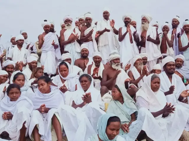 બિરસાઈત ધર્મનું પાલન કરતા લોકો