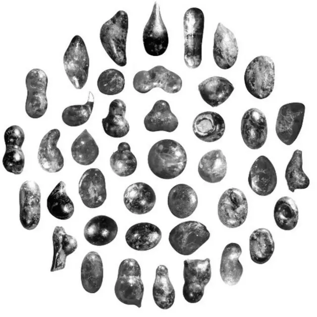 Esférulas (tectitas) que produjo el impacto de Chicxulub