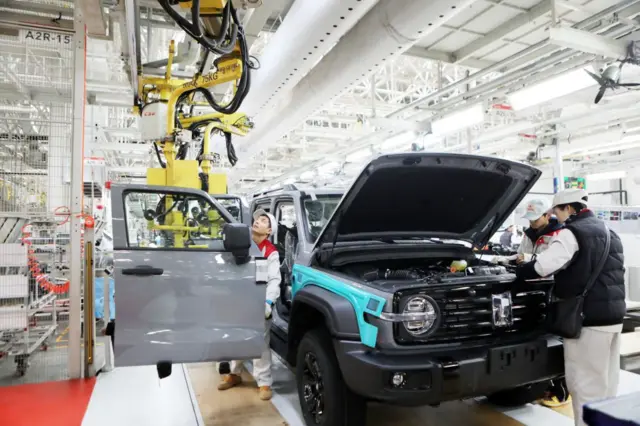 El acero y el aluminio se usan en múltiples industrias.