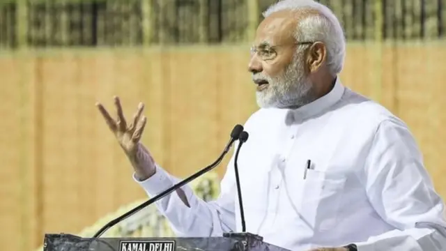 'அஜய் பாரத்; அடல் பாஜக: மோதி திட்டம்'