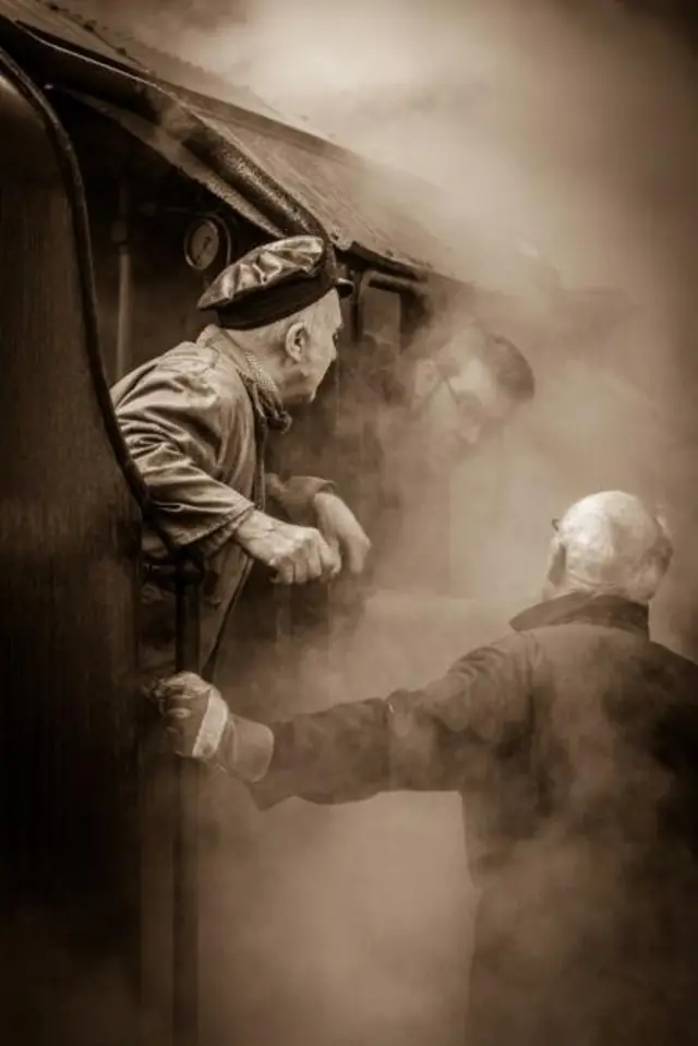 रेलवे फ़ोटो थीम