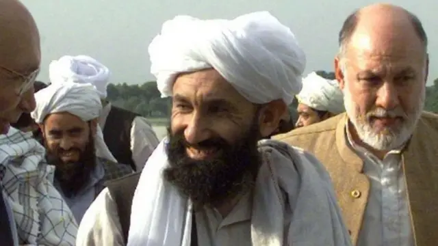 मुल्ला मोहम्मद हसन अखुंद अफ़ग़ानिस्तान में तालिबान की अंतरिम सरकार के प्रधानमंत्री हैं.