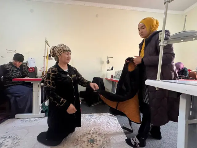 Qogirchoqlar bilan sikish