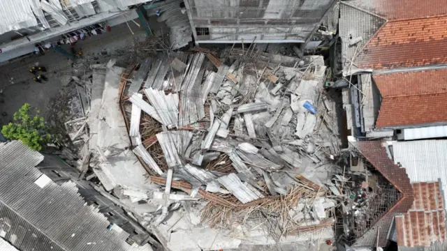 pondok pesantren, sidoarjo, runtuh