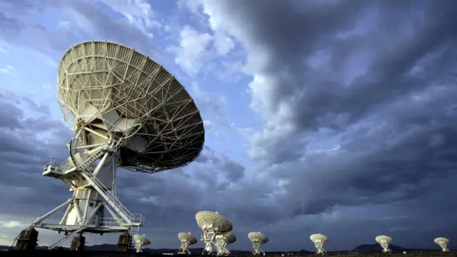 Радиотелескоп "Сверхбольшая антенная решетка" (Very Large Array), расположенный в американском штате Нью-Мексико