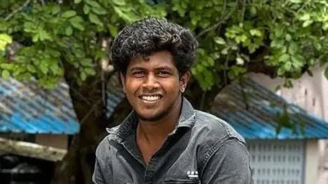 ஆகாஷ் டெலிசன்  