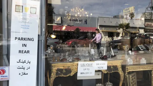 una vitrina en Tehrángeles