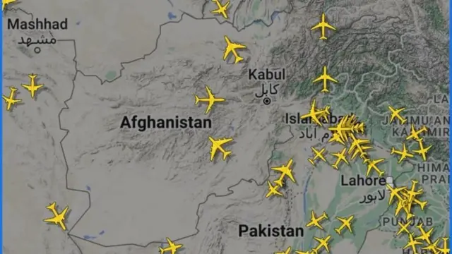 د طالبانو حکومت د ټرانسپورټ او هوايي چلند وزارت وايي، دغه وزارت د هوايي ټرانسپورټ له نړیوالې ټولنې سره رسمیت نه لري