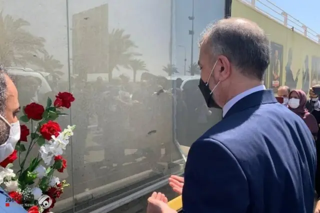 امیرعبدالهیان در محل کشته شدن قاسم سلیمانی در بغداد