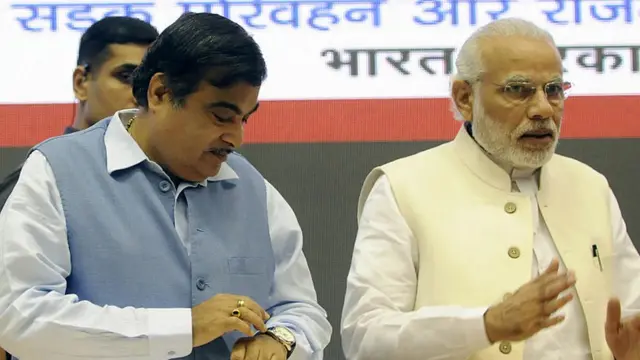 पीएम मोदी और नितिन गडकरी