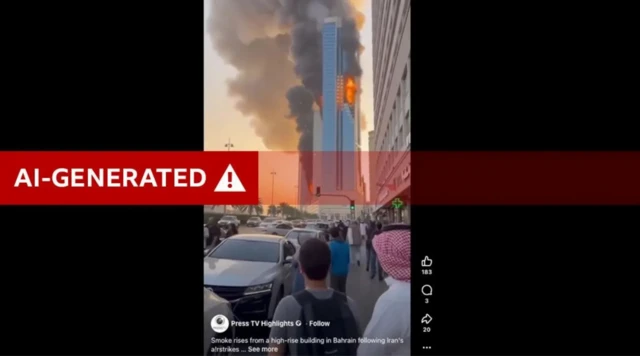 Скриншот вертикального видео с горящим высотным зданием