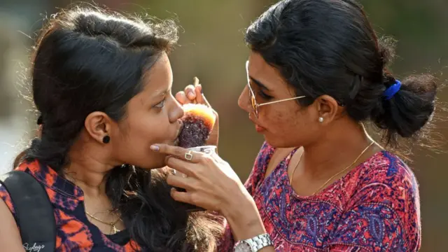 फ़रवरी गर्मी