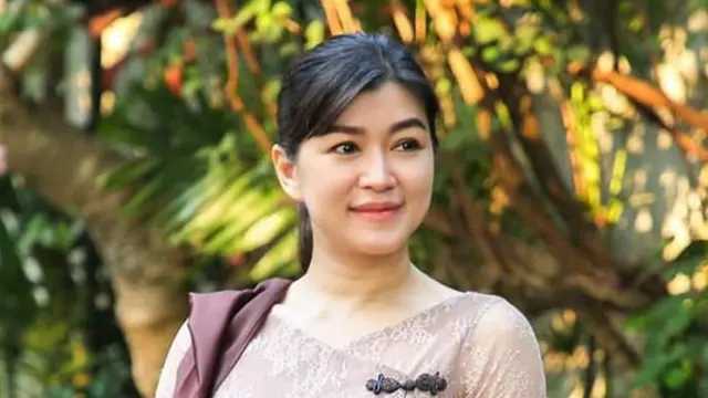 အင်းစိန်အကျဥ်းထောင်ထဲမှာ ချုပ်နှောင်ခံထားရထားတဲ့ အကယ်ဒမီဆ အိန္ဒြာကျော်ဇင်