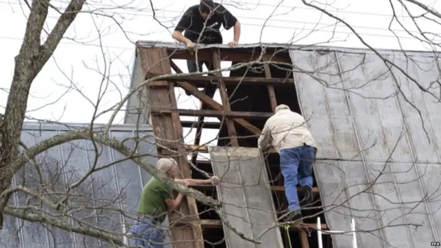 अमरीका के जॉर्जिया में तूफान