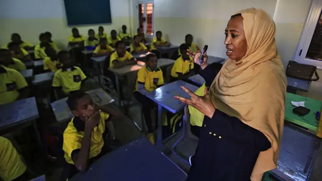 مدرسة في السودان