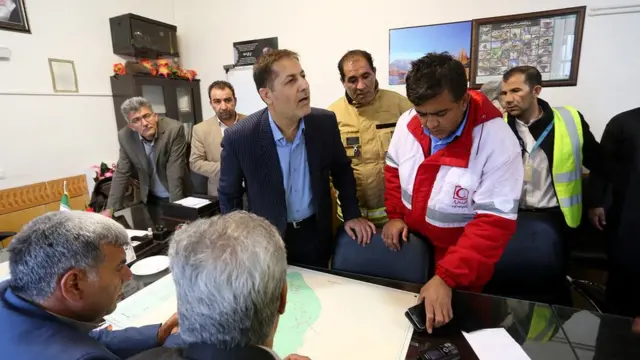 نیروهای امداد در سمیرم منتظر اعزام به محل سقوط