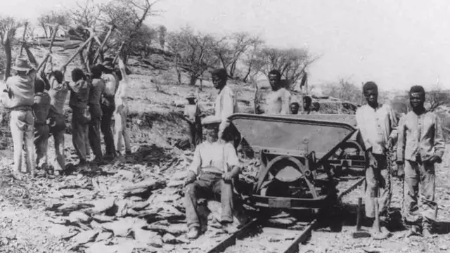 ብባርነት ተገዲዶም ዝሰርሑ