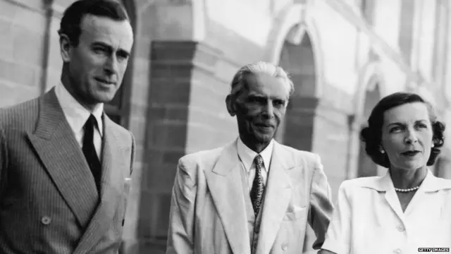 व्हाईसरॉय माउंटबॅटन, जिन्नाह आणि इडविना माउंटबॅटन.