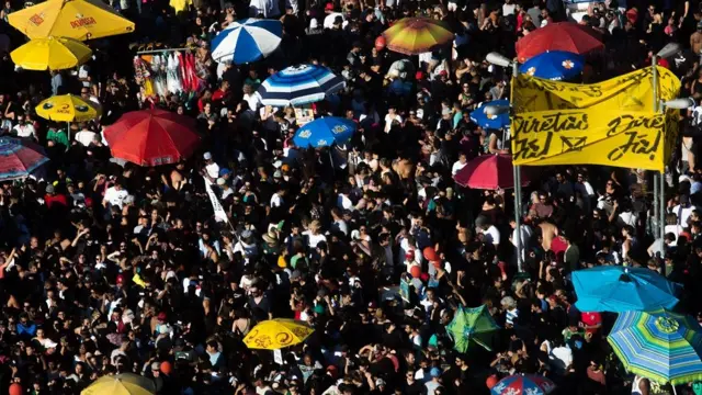 Protesto a favor das eleições diretascassino dando dinheiro no cadastroSão Paulo