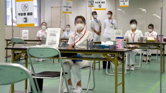 मई में जाकर जापान में बड़े स्तर पर टीकाकरण अभियान शुरू हो पाया